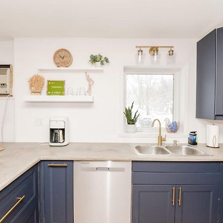 New Remodeled Townhome In Central Fargo Esterno foto